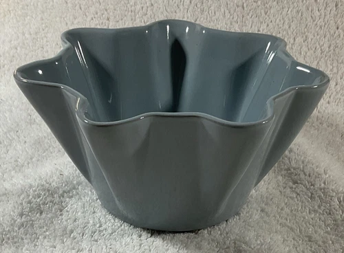Frankoma F33 Fluted Planter Bowl ~ Blue/gray Color