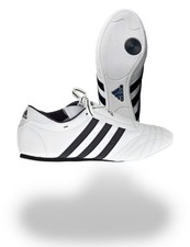 Adidas Taekwondo Schuhe, stammen aus dem TKD ...