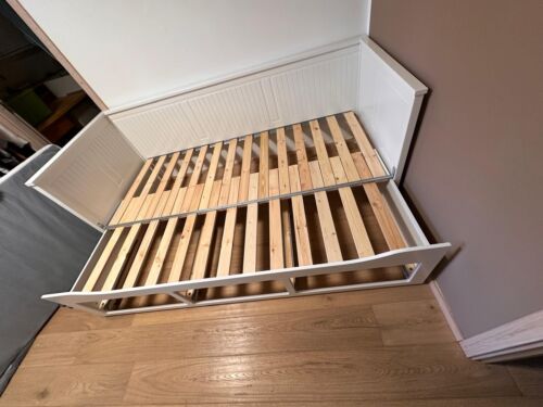 Ikea Hemnes Tagesbettgestell weiß 3 Schubladen inklusive 2 Matratzen - Bild 2 von 9