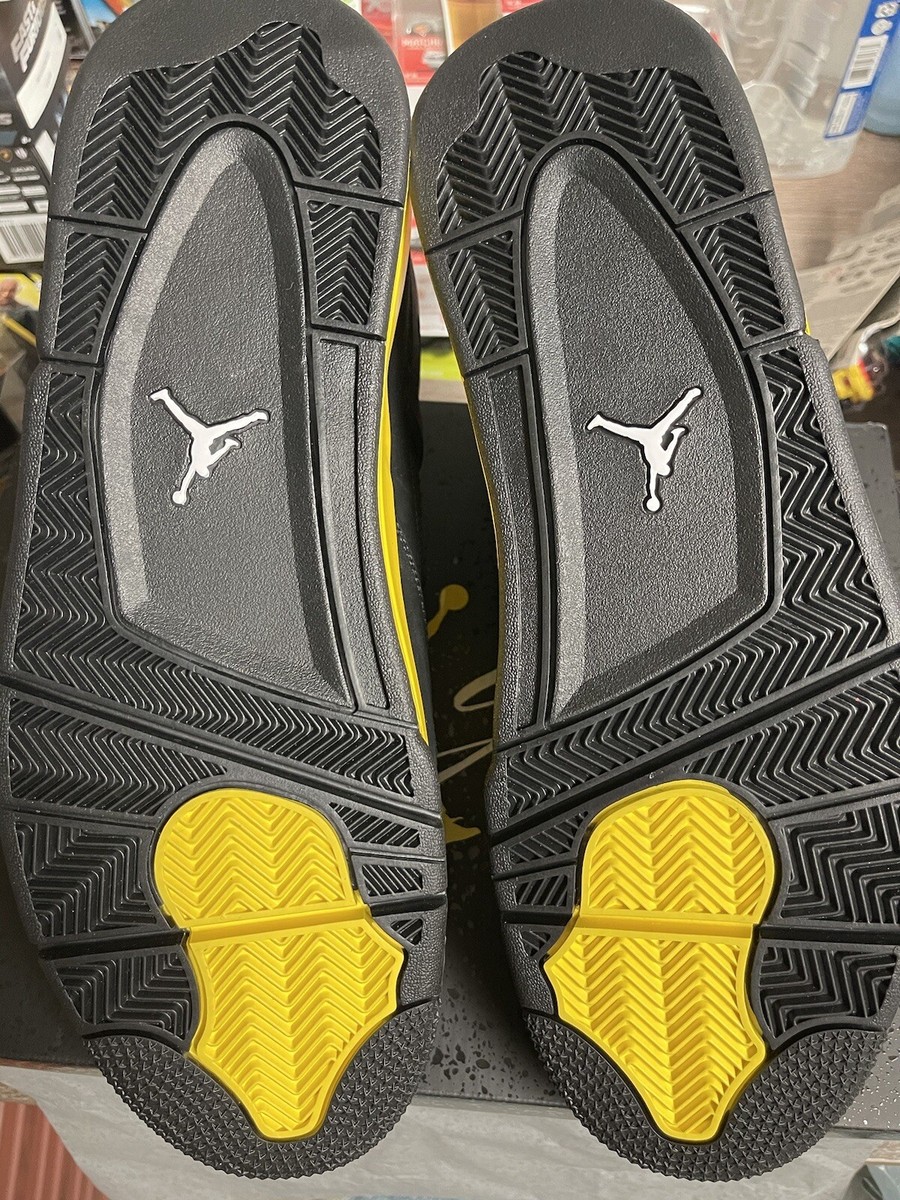 Nike Air Jordan 4 Black & Yellow Retro Thunder Size 13