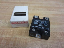 Crydom D4825 Relay