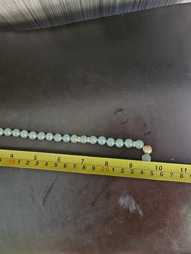 VINTAGE JADE JADEITE NECKLACE WITH 18K YELLOW GOLD BEADS and CLASP, 59 grams - Picture 7 of 10
