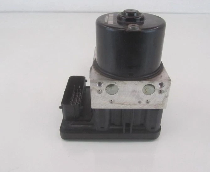 2012-2017 Buick Verano ABS Anti Lock Brake Actuator Pump  - Image 2 of 4