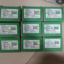 1PCS New original Schneider LADR2