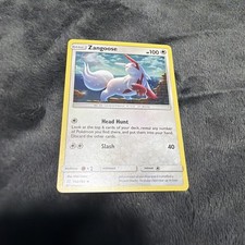 Carta Pokemon Holo Zangoose 132/181 Team Up rara quasi nuova