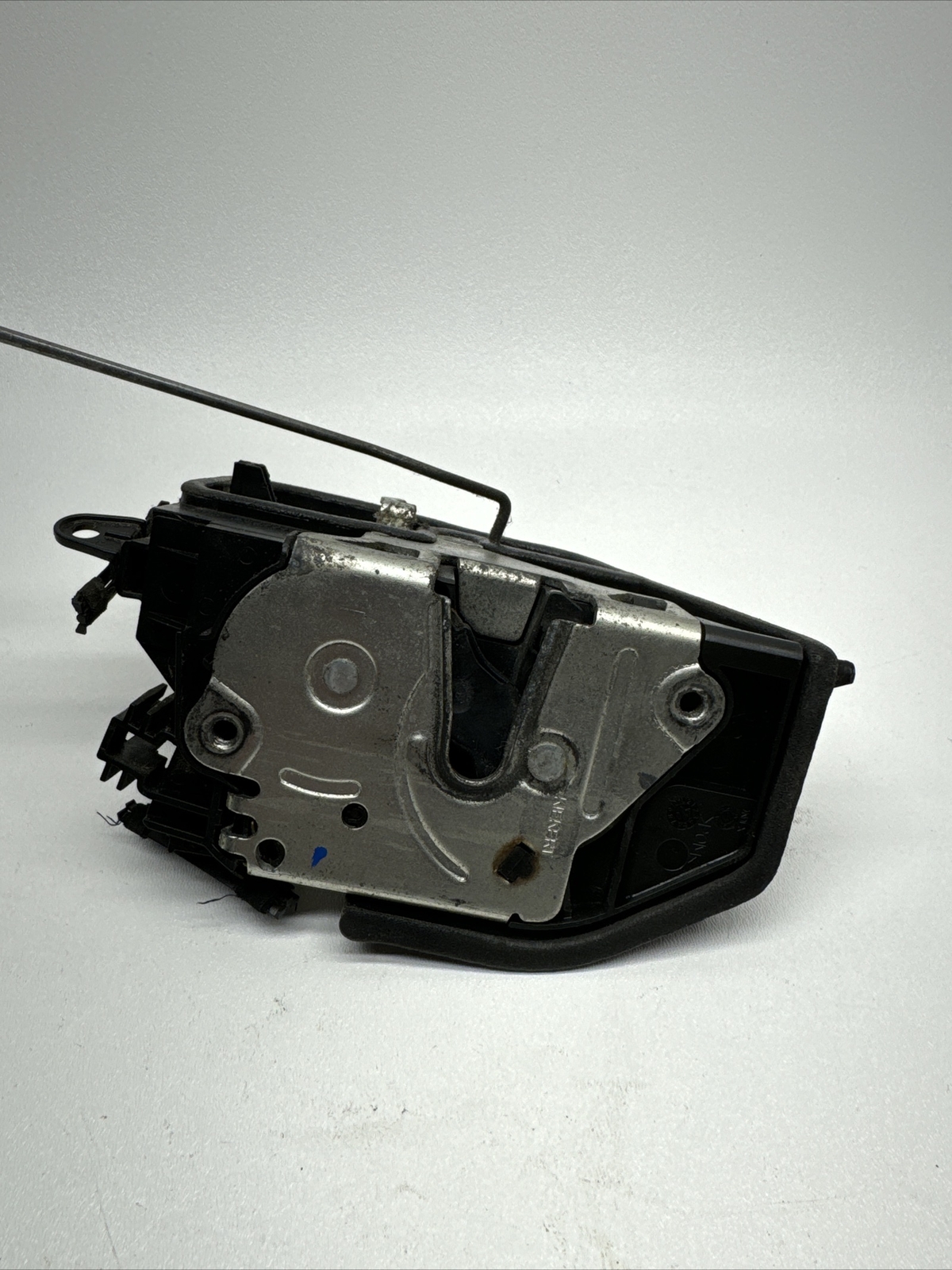 0713 BMW 335xi 335i 328i 328xi E92 E90 Right Door Lock Actuator