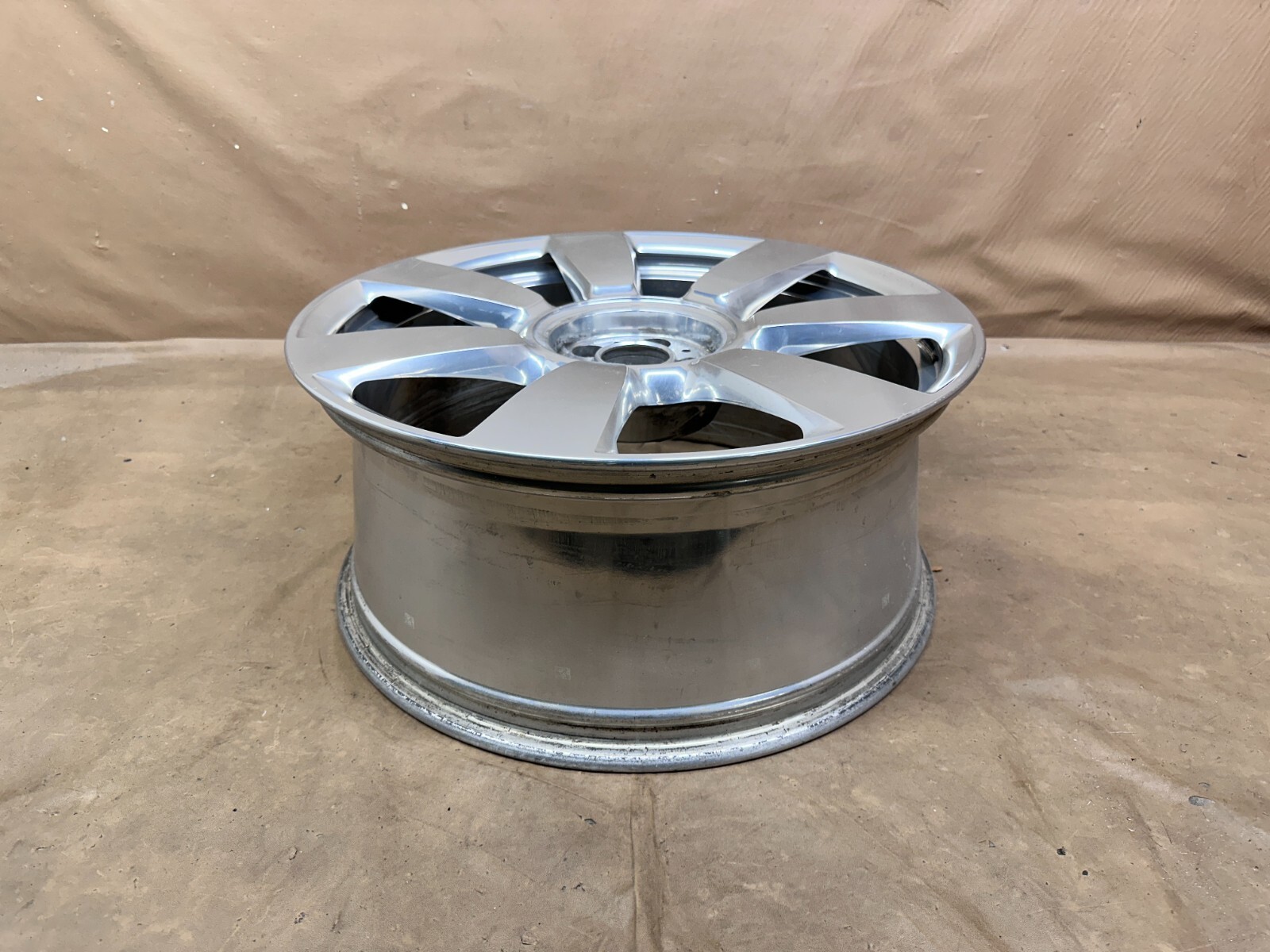 Rear Rolls Royce Cullinan OEM Wheel 22” 9.5J 2020-2024 Rim 6884713 20 21 22 23