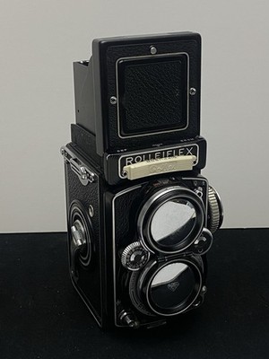 ROLLEIFLEX 2.8E Jt TWIN LENS REFLEX 120 FILM CAMERA 1956 80MM SCHNEIDER XENOTAR