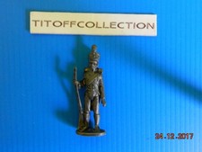 1 Figurine Kinder  métal 50 mm maxi 
