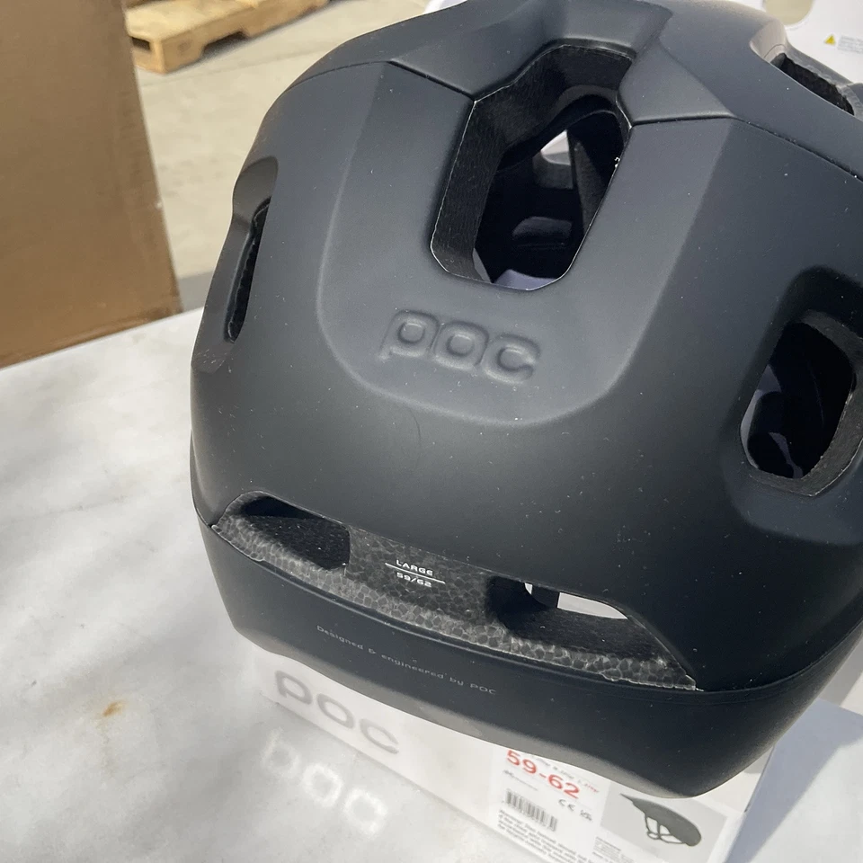 POC AXION URANIUM BLACK MATT 59-62 HELMET - Image 4 of 4