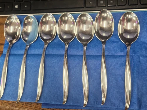 PINE SPRAY BY INTERNATIONAL STERLING 925 SILVER  SET OF SEVEN SOUP SPOONS MINT