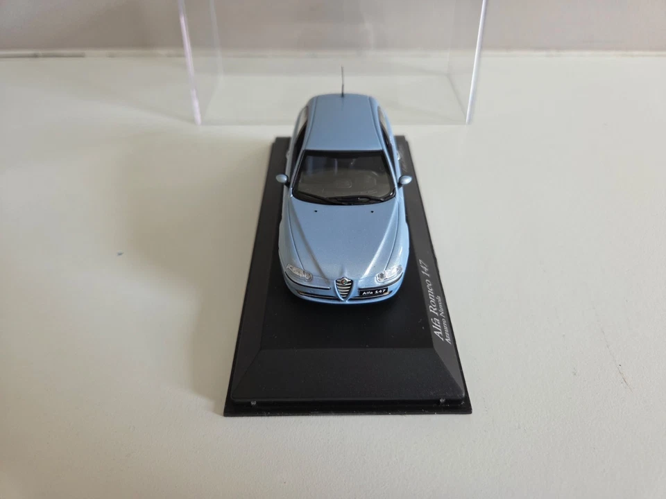 Minichamps 1/43 Alfa Romeo 147 - Nuvola Blu Metallizzato - 2001 - 430120001 - Immagine 2 di 4