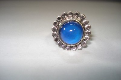 Fashion Design Round Floral Mood Ring    New!    Sz 8   Adjustable!