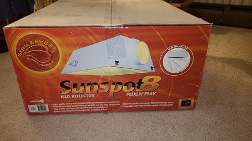 Sunleaves Sunspot 8 Plug N Play (SSE 190) Grow Light - Brand New in Box - Picture 6 of 7
