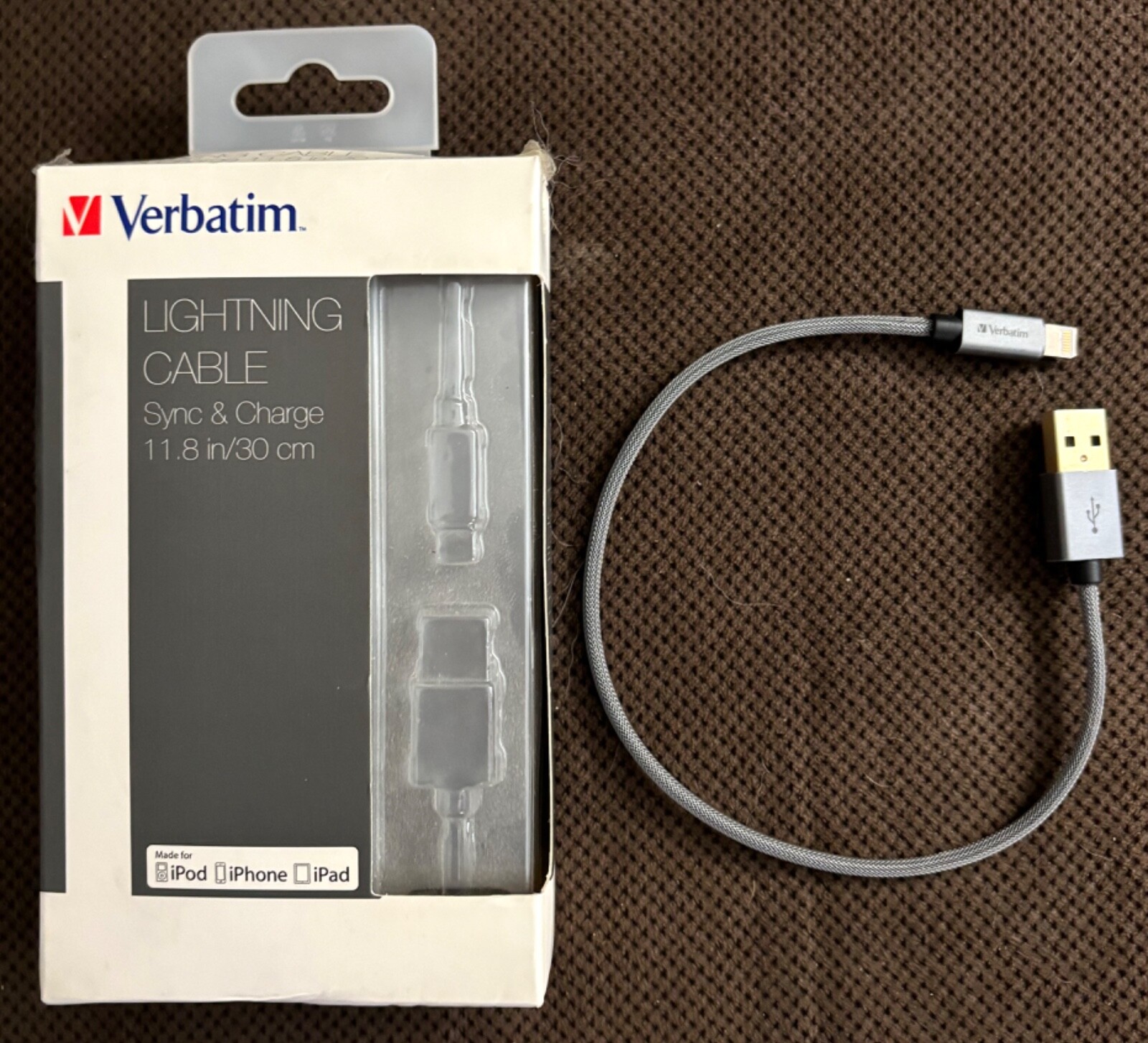 Verbatim USB-A to Lightning Cable (11.8 in / 30 cm long), MFi-Certified.-image