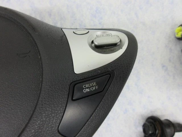 CINTURÓN DE SEGURIDAD IZQUIERDO NISSAN JUKE 2011-2012-2013-2016-2017 OEM AIRBAG volante Foto 4 de 4