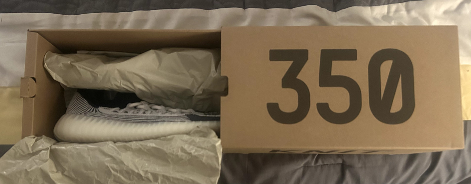 Size 8 - Adidas Yeezy Boost 350 V2 CMPCT Panda thumbnail 2