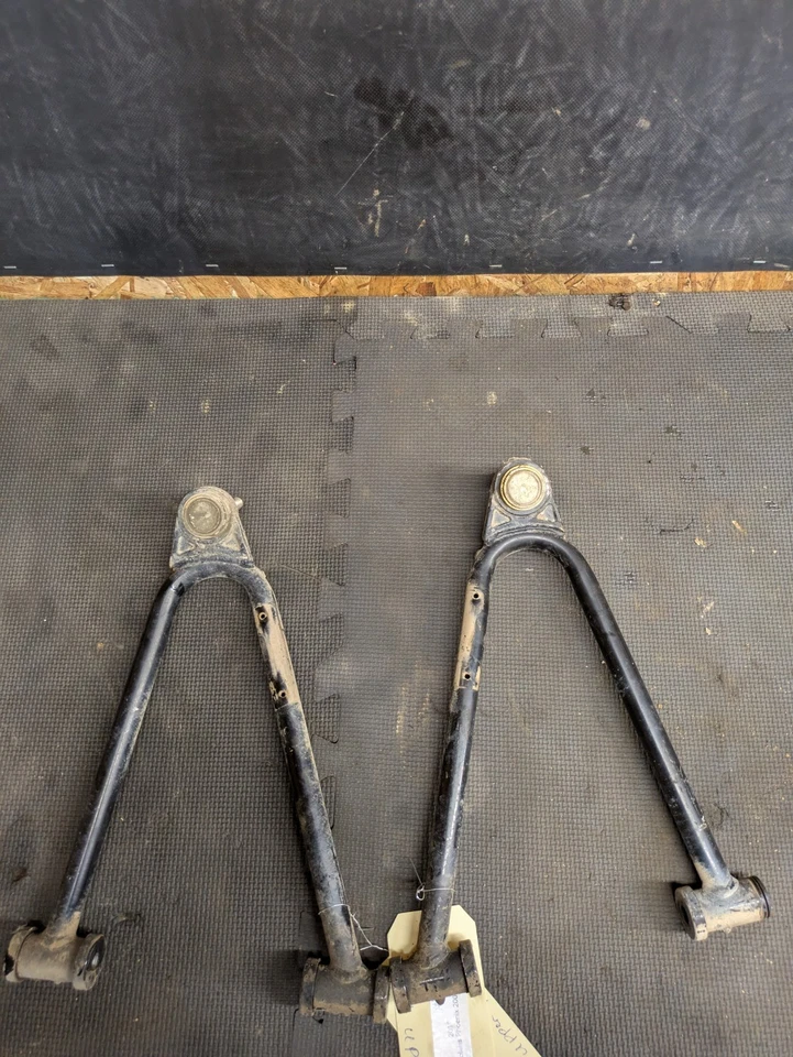 2017 2018 2019 2020 2021 2022 2023 Polaris Phoenix 200 Upper A brazos izquierdo y derecho Foto 2 de 4