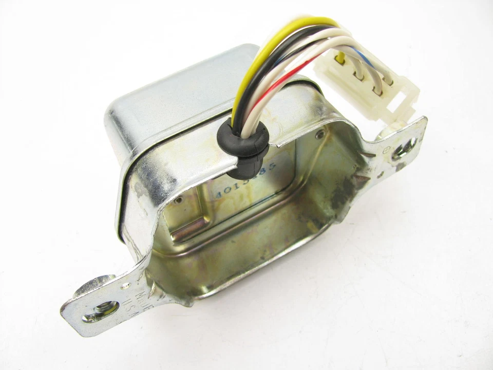 Regulador de voltaje Switches Inc VR152 para 1973 Datsun 510 1973-74 610 1974 710 Foto 2 de 4