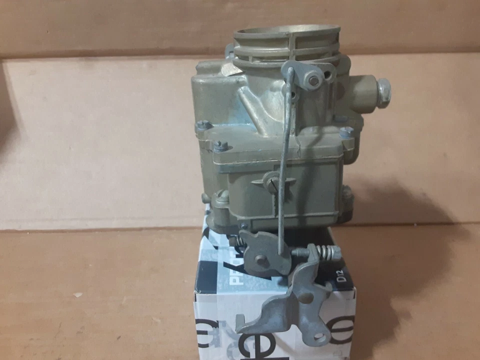 Camión Studebaker 1954 cabina C 3R28 y 38 Stromberg AAUVB 26 carburador nuevo de stock Foto 3 de 4