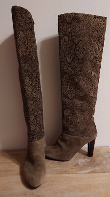 Stuart Weitzman Stiefel Gr. 38 taupe 9,5 cm GL 40041 Wildleder