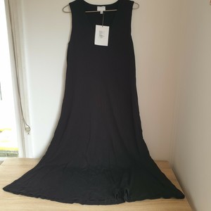 black jersey swing dress