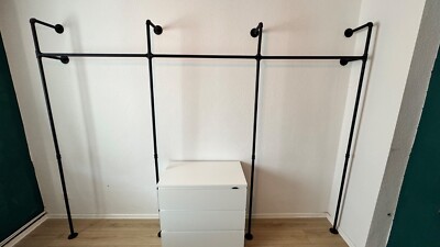 PAMO KIM 3 - Kleiderstange, wandmontage
