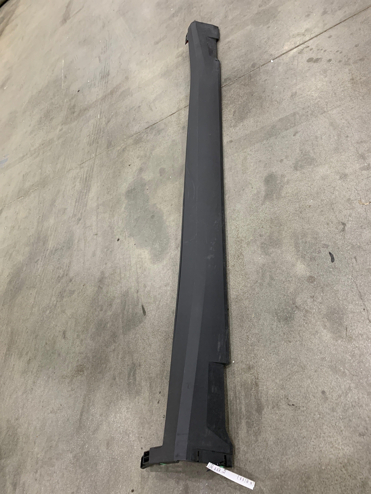 2021 - 2022 POLESTAR 2 OEM RH RIGHT DOOR SILL ROCKER PANEL 