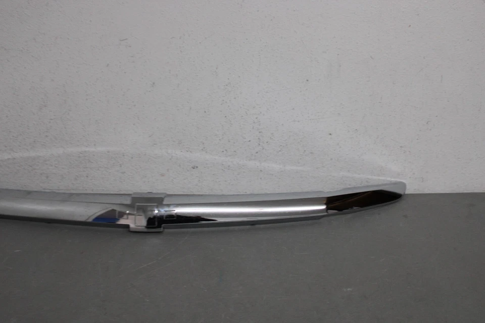 2005 2009 CHEVROLET EQUINOX FRONT CHROME GRILLE MOLDING TRIM Foto 3 de 4