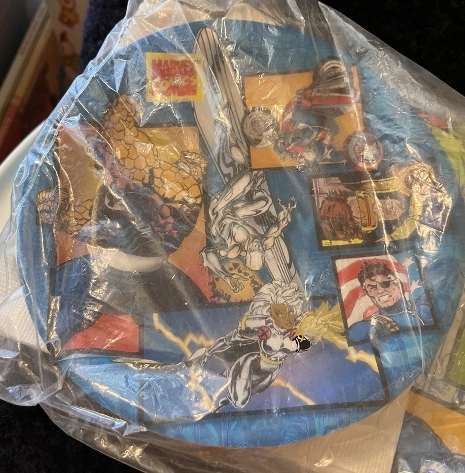 Juego de 8 tazas de superhéroes vintage 1996 Party Express Marvel platos servilletas mesa Foto 2 de 4