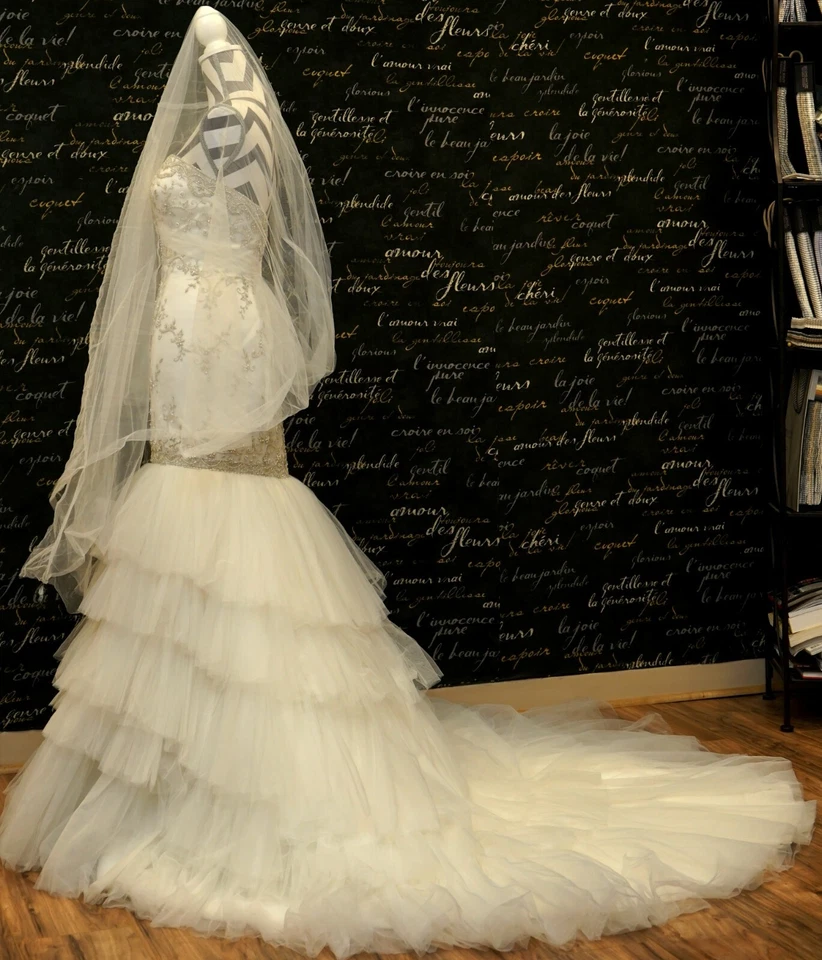 Vestido de novia VENUS VE 8086 etiqueta satinada talla 6, talla calle 4 marfil/blanco Foto 4 de 4