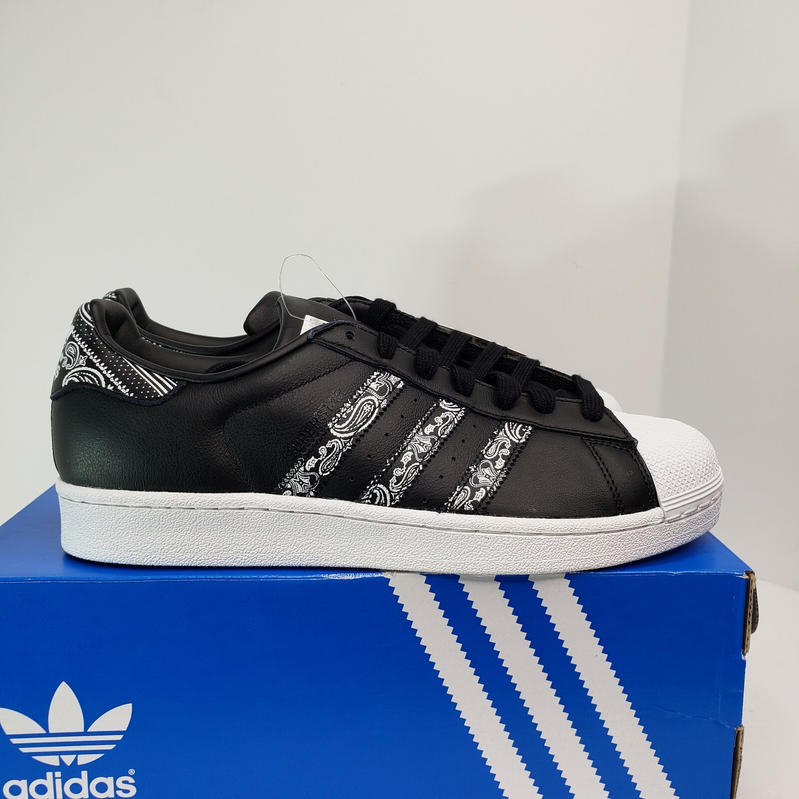 adidas superstar 2 graffiti pack