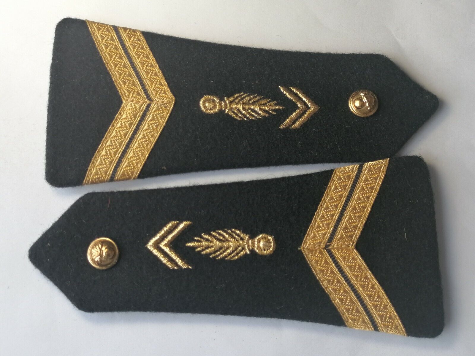 08817 épaulette de gendarmerie  mobile de maréchal des logis