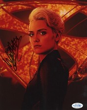 Wallis Day Krypton Autographed Signed 8x10 Photo COA EE20