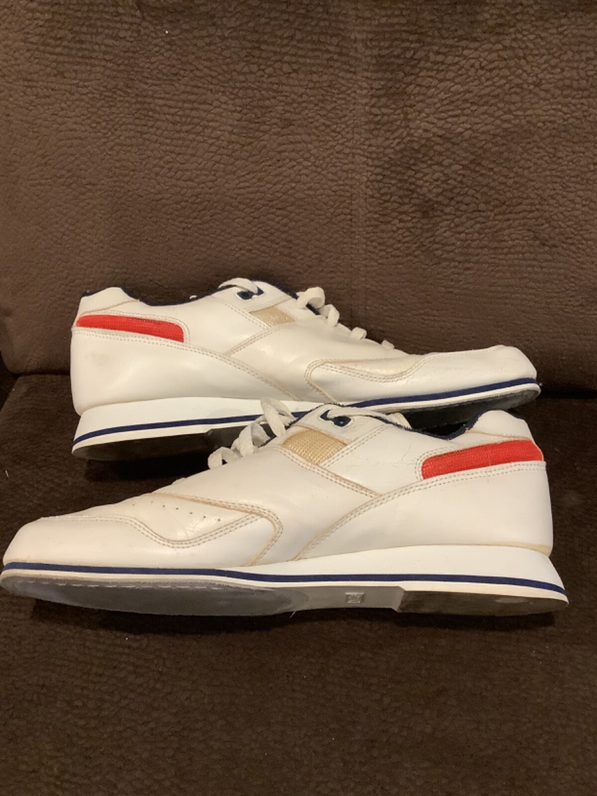 Vintage AMF Mens Bowling Shoes Size 11 White Sneakers Bowl Rare Shoe