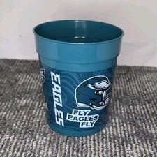 Philadelphia Eagles NFL 25 oz Green Plastic Beverage Cup "Fly Eagles Fly"