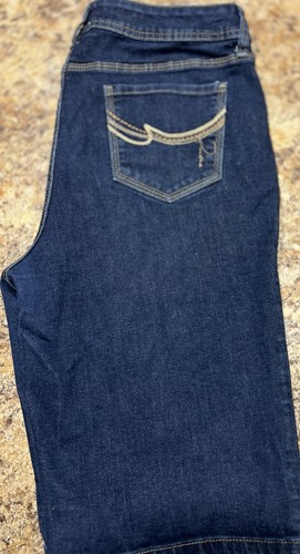 Women’s ST. JOHN’S BAY Bermuda Levi Shorts Size 14