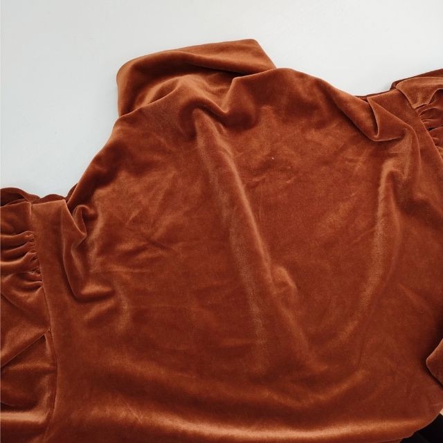 AMERI OVER GATHER SLEEVE TOP Velour top Blouse sh… - image 4