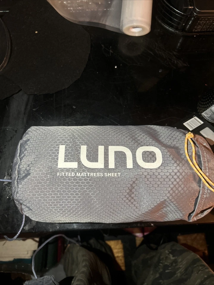 Sábana de colchón suave duradera Luno para colchón de vehículo de camping Foto 3 de 3