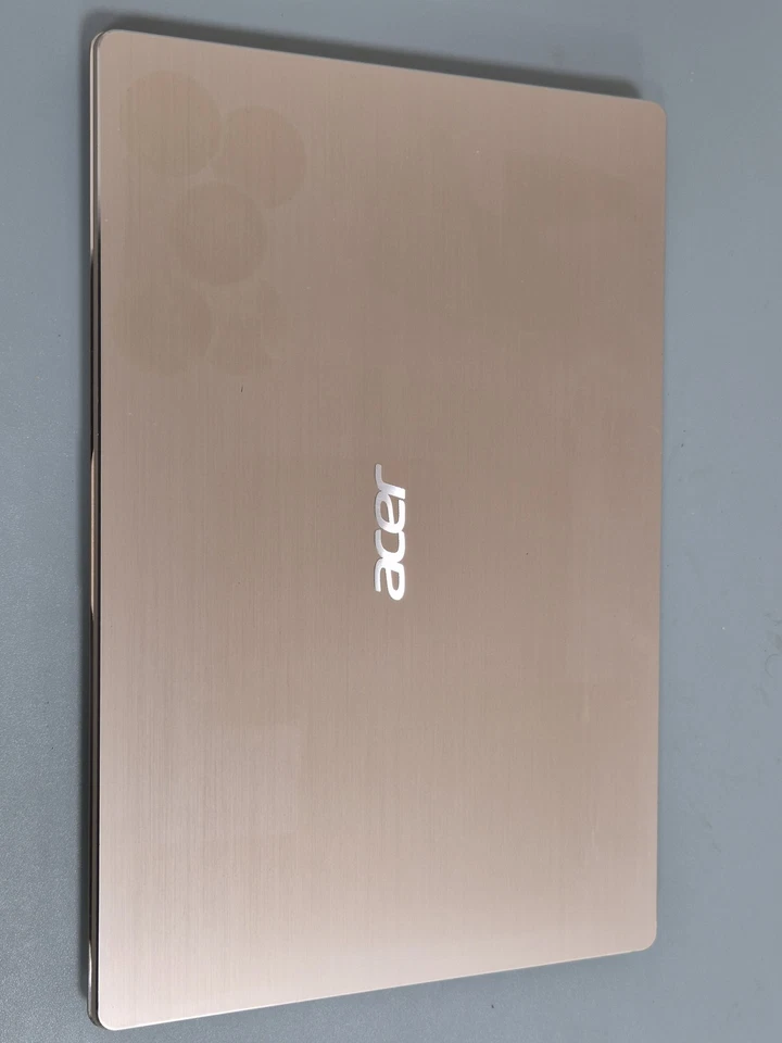Acer Swift SF315-52 (2019) - i5-8250U 8GB RAM 256GB SSD 15,6′′ FHD Gold - Bild 3 von 4