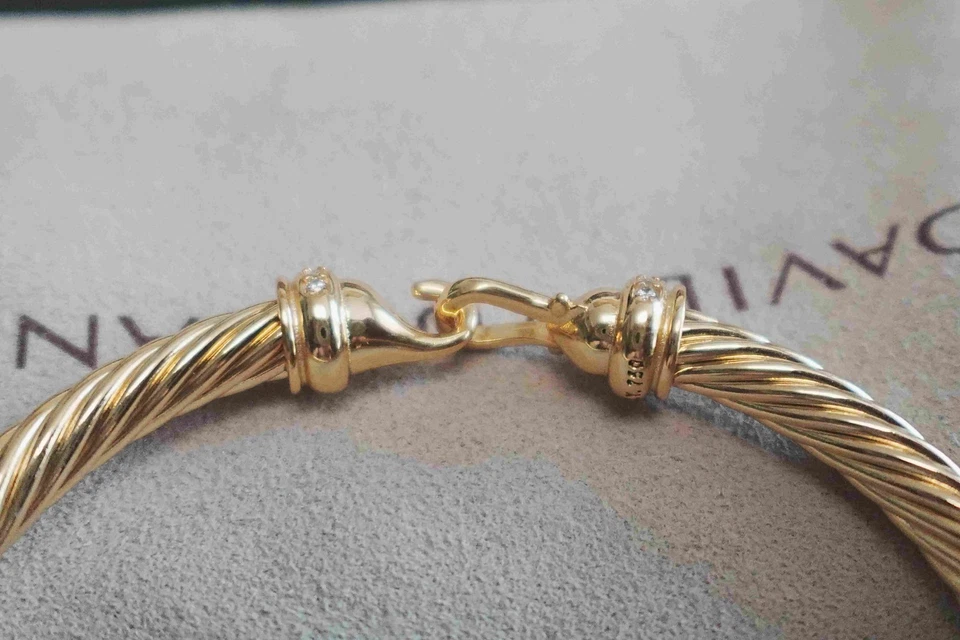 PerfectDAVlDYurman/Gold/ twisted cable Diamondbracelet - Image 2 of 4