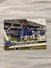 2017 Topps Salvador Perez Signed Card In Person Gold #481 Kansas City Royals