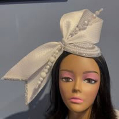 One Loop Side Bow Round Base