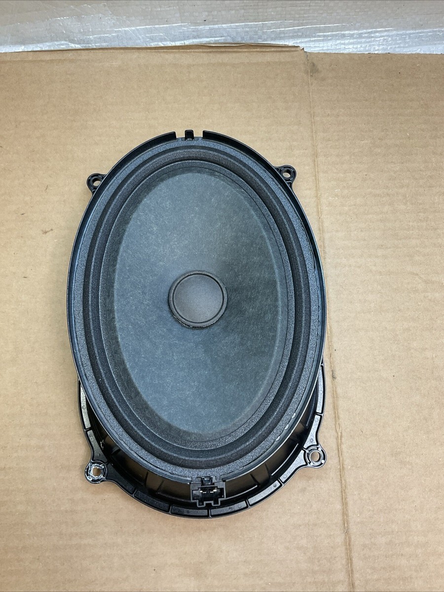 MASERATI GHIBLI REAR SUBWOOFER SUB WOOFER SPEAKER BASS BOX OEM 14
