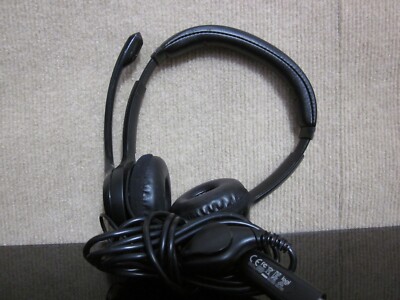 Logi Headphone Headset Wired Black USB Padded Ears Volume Control Chat (b)