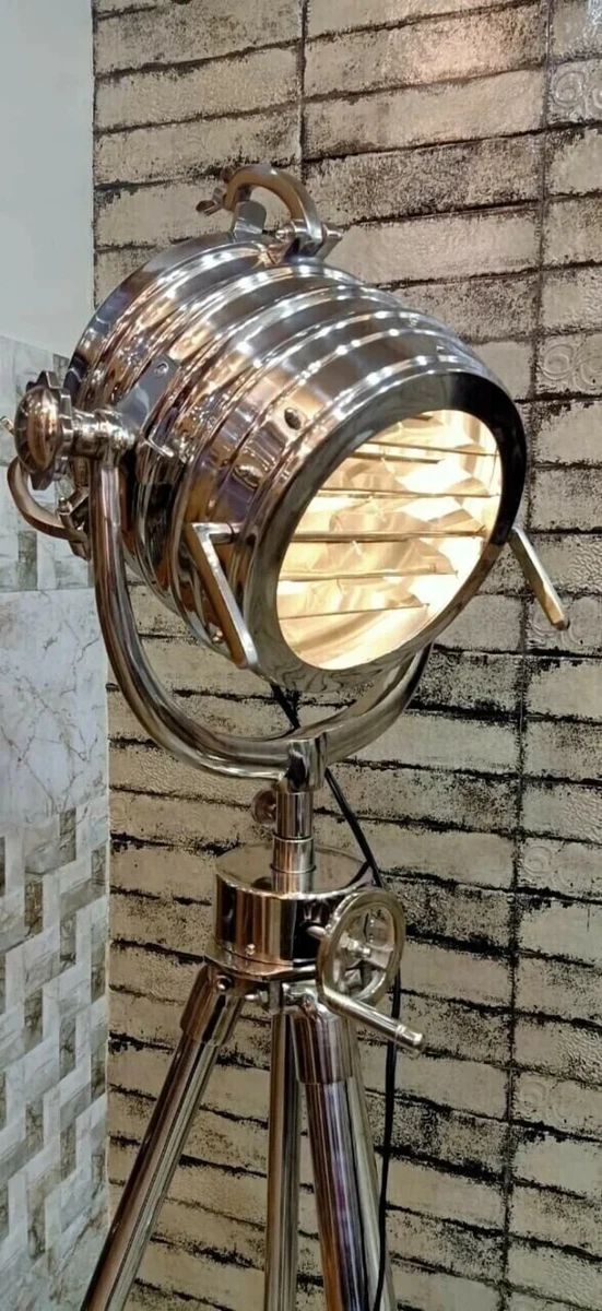 Decorative spotlight lamp deals