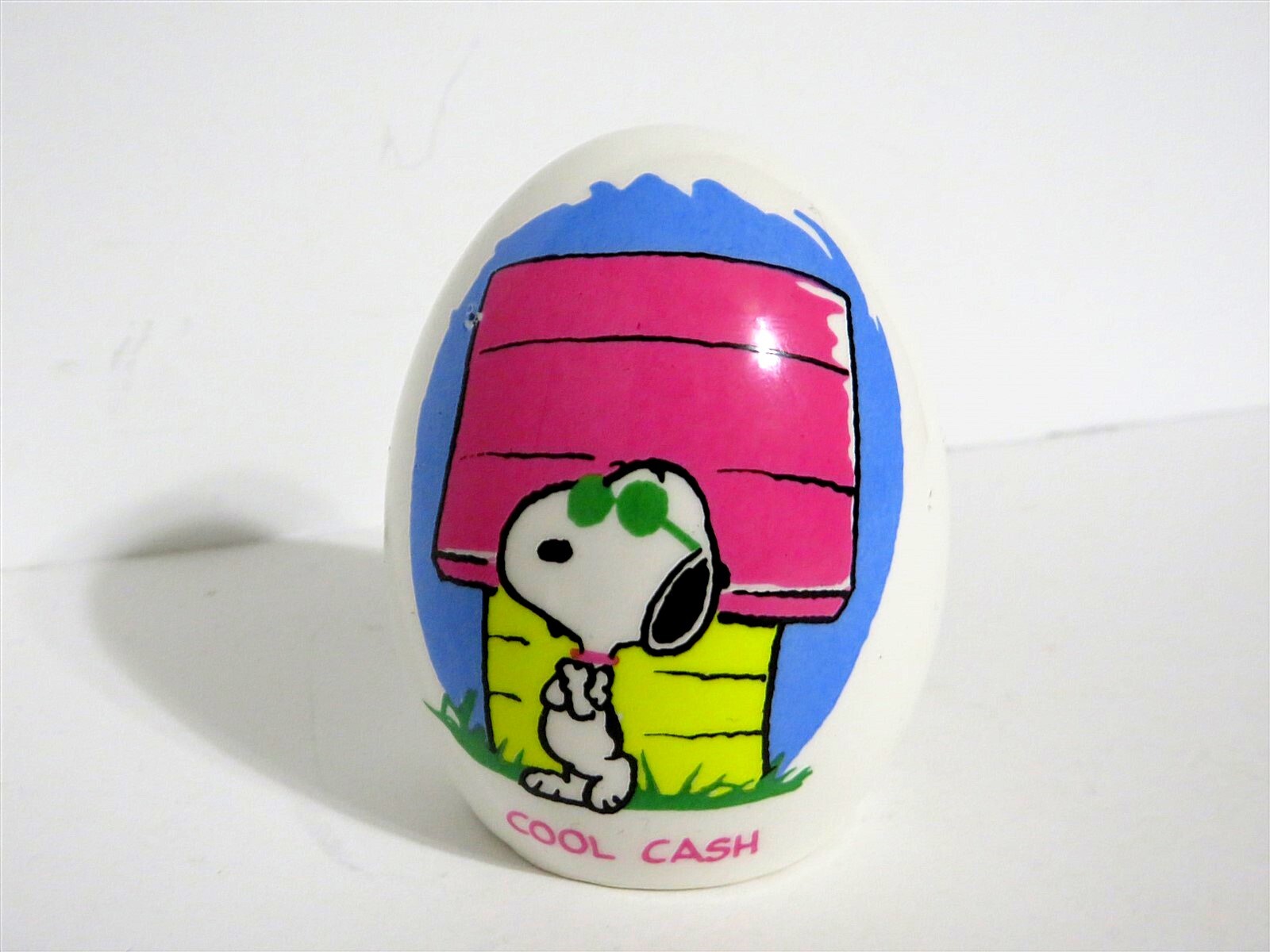 SNOOPY PEANUTS CHARLIE BROWN WILLITTS VINTAGE CERAMIC JOE COOL EGG BANK 1988