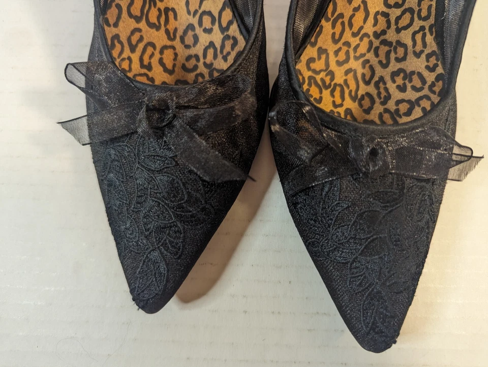 BEVERLY FELDMAN Black Mesh PUMP 3" HEELS SIZE 8.5 Bow Pointed Toes Vintage - Image 2 of 4