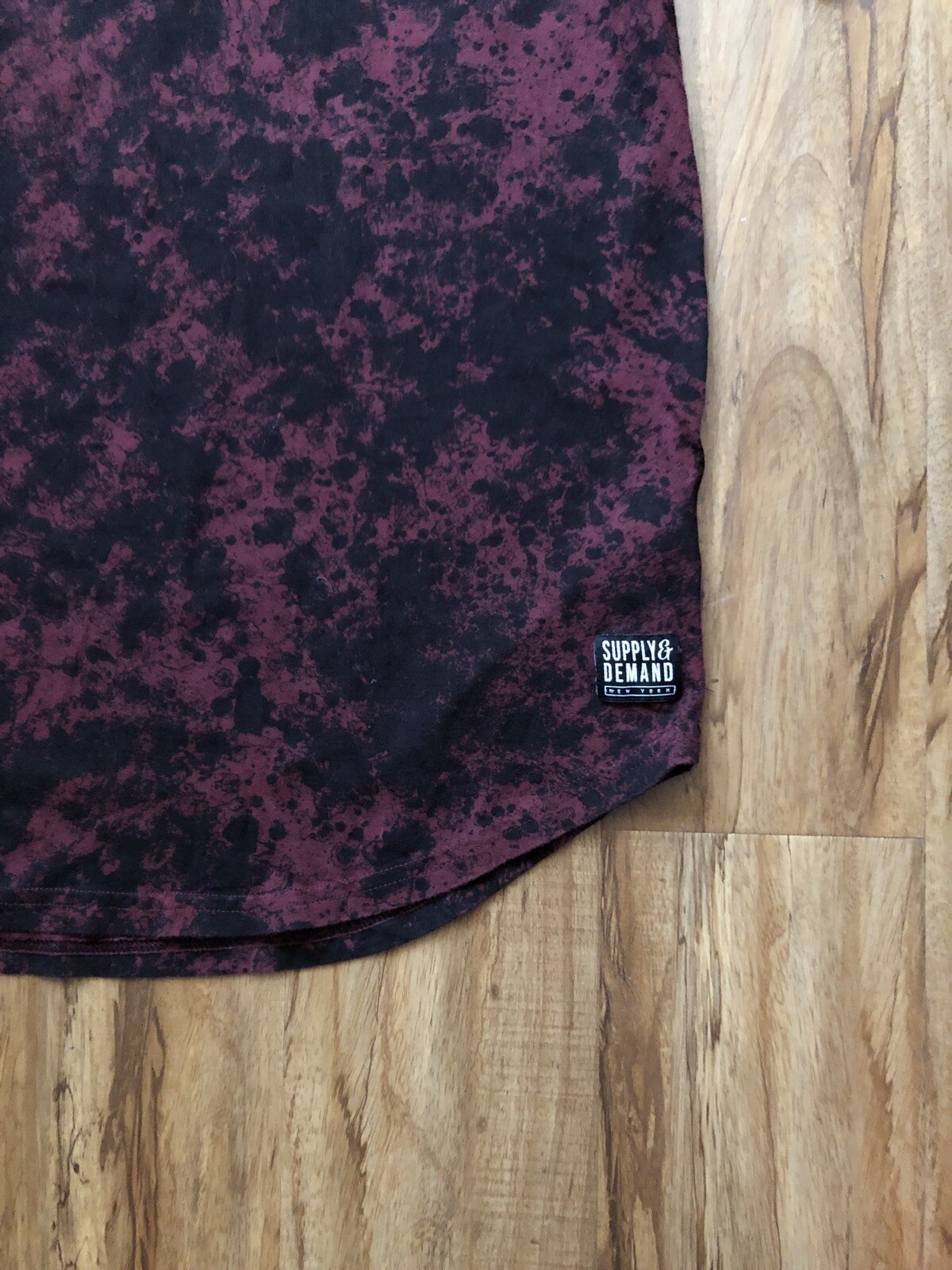 Supply and Demand Men’s TShirt XL Gem