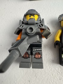 INCOMPLETE Lego City Police Station Parts & Pieces Minifigures